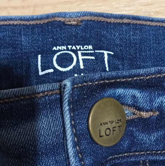 Anne Taylor Loft high rise skinny ankle jeans.  EUC. - Picture 5 of 8
